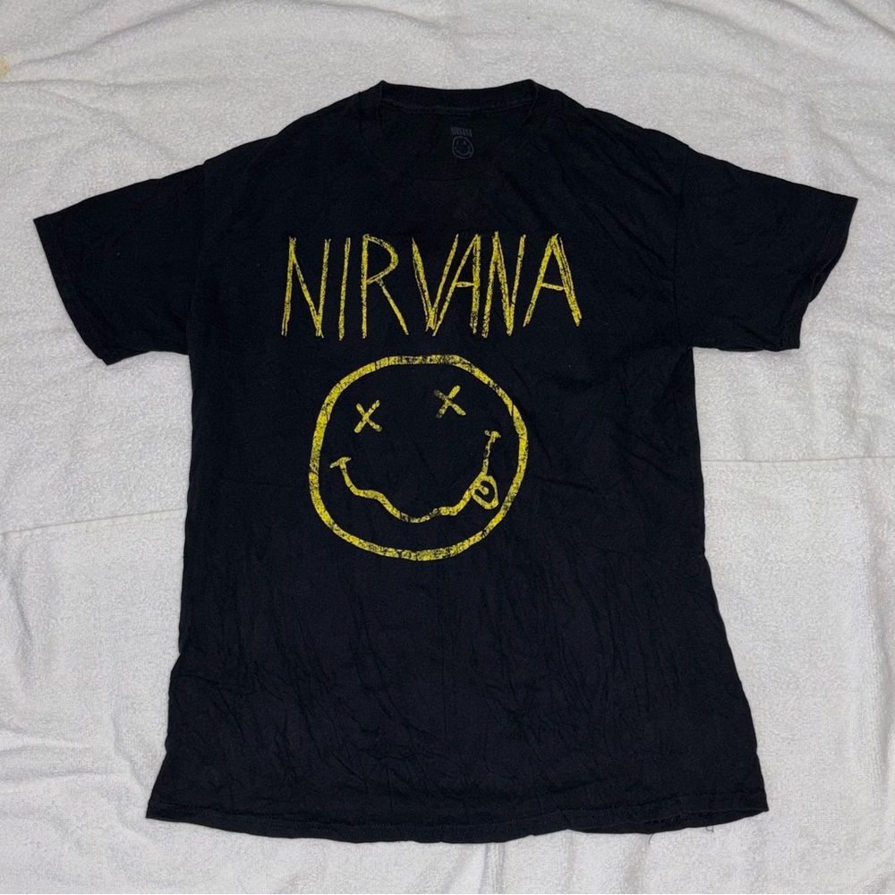 Vintage Nirvana Black T-Shirt with Yellow Graphic